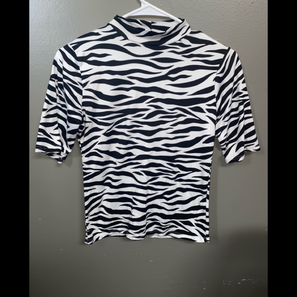 Zebra top